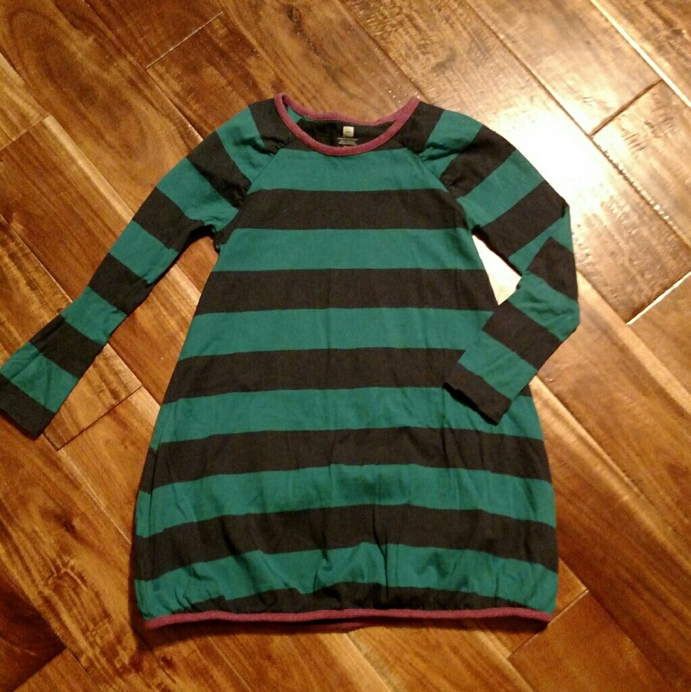 Tea collection dress. So cute on!